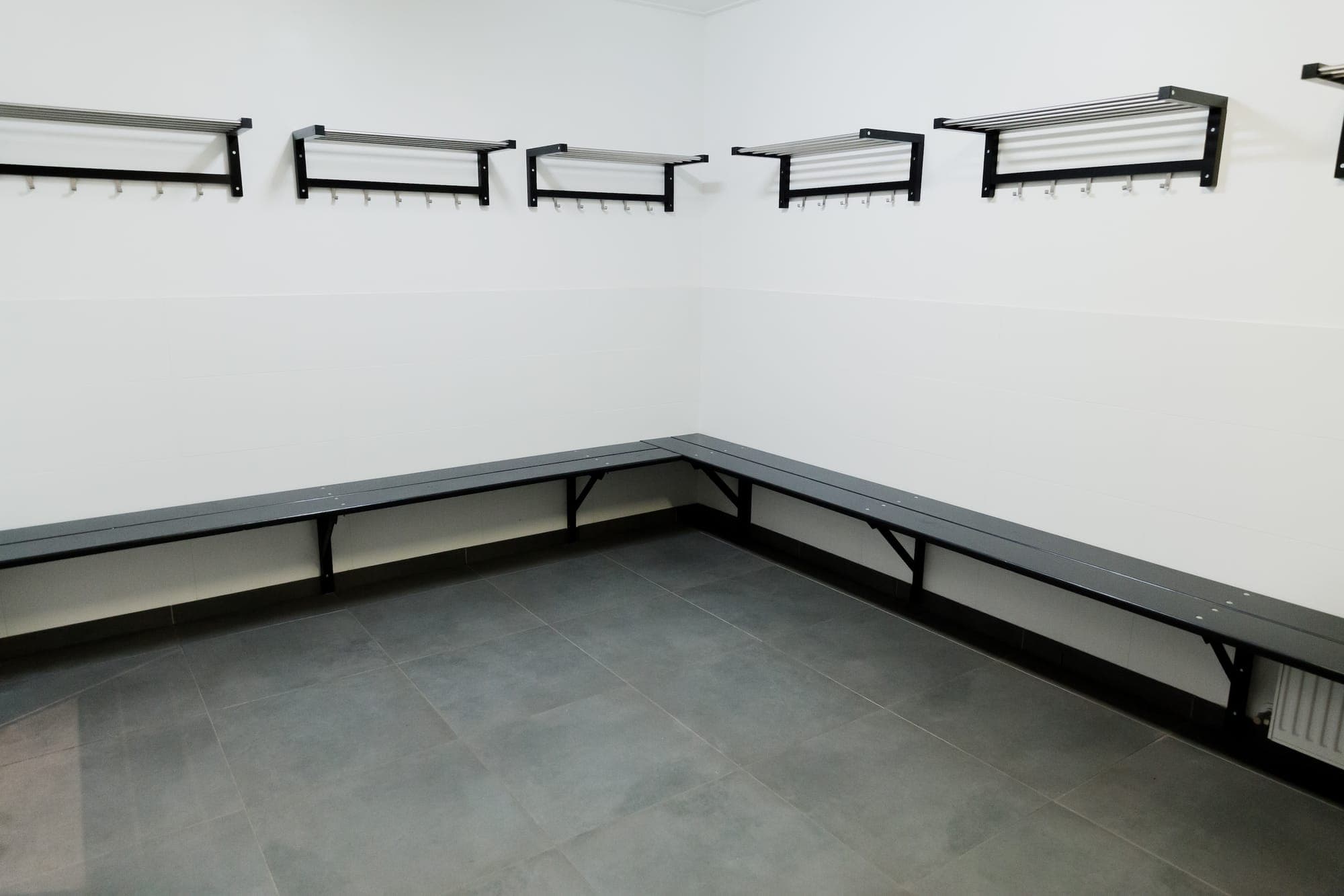 Kleedkamers (inclusief douches)